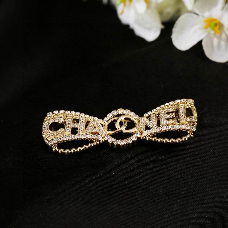 Chanel Brooch 09yxs42